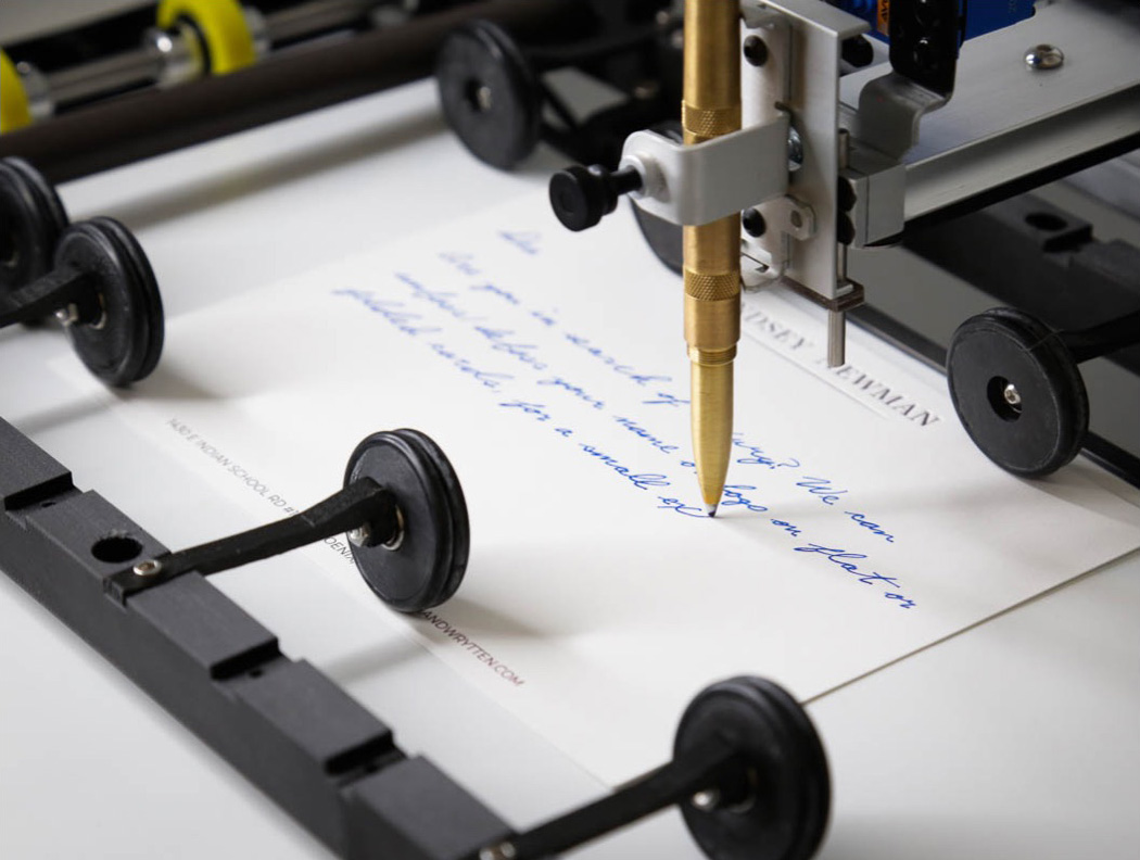 Robot writing handwritten mail